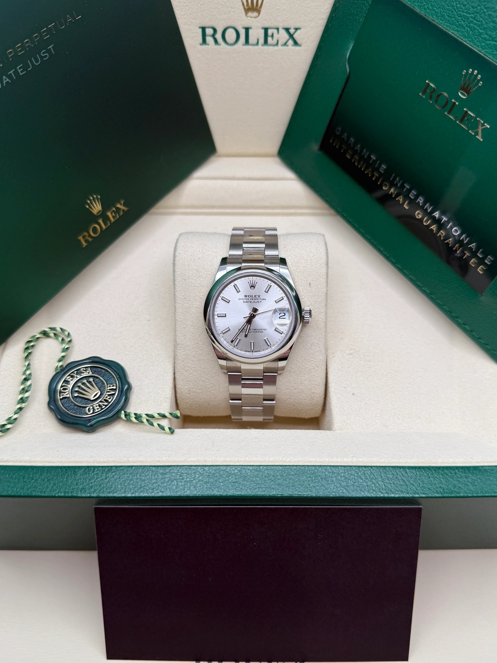 RLX Datejust m278240-0005/0006 31mm Silver Index Domed Bezel Oyster Oystersteel - Image 10