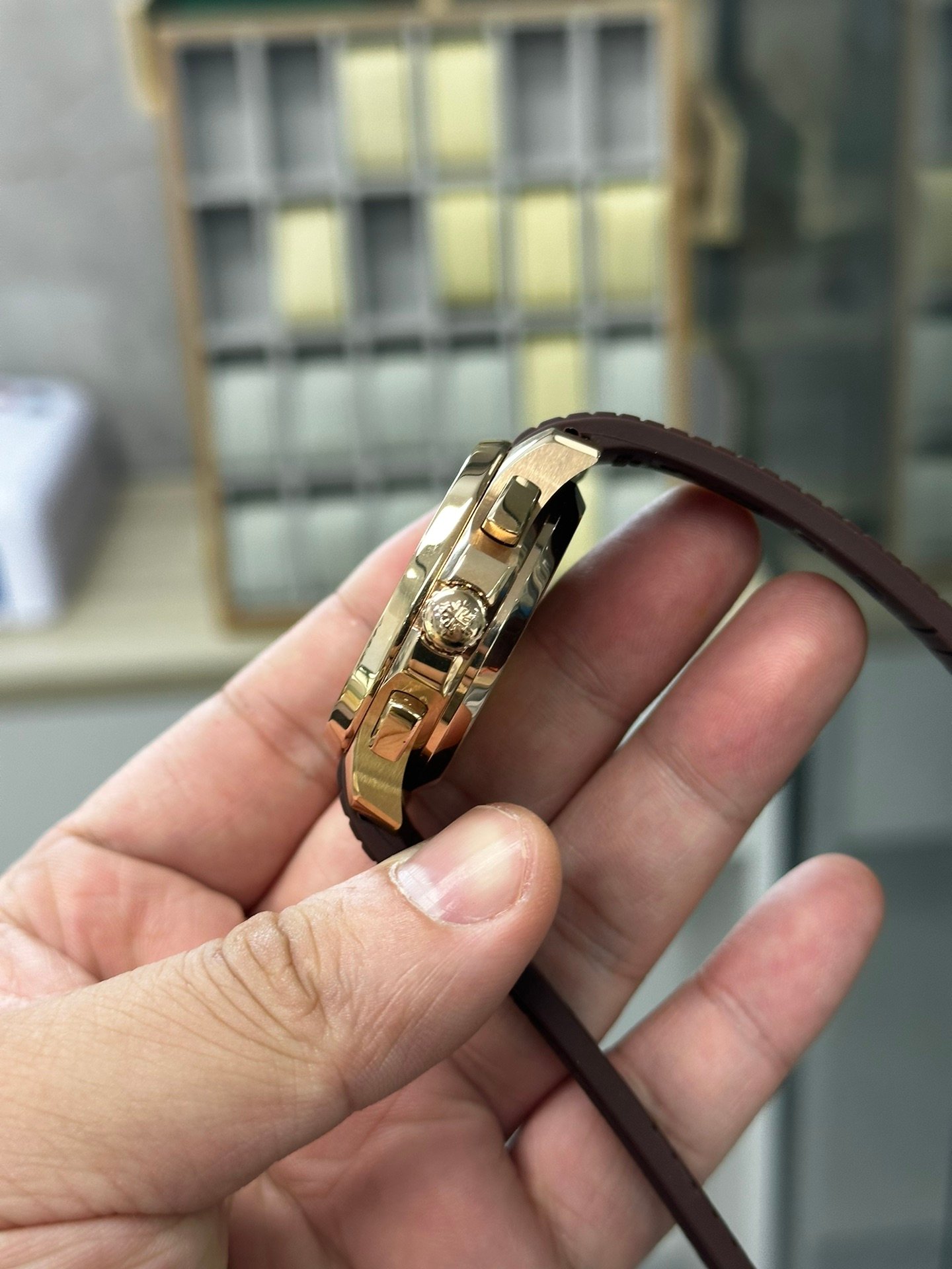 【Super Clone】Replica Patek Philippe Aquanaut 5968R 001 42mm Mens Watch - Image 6