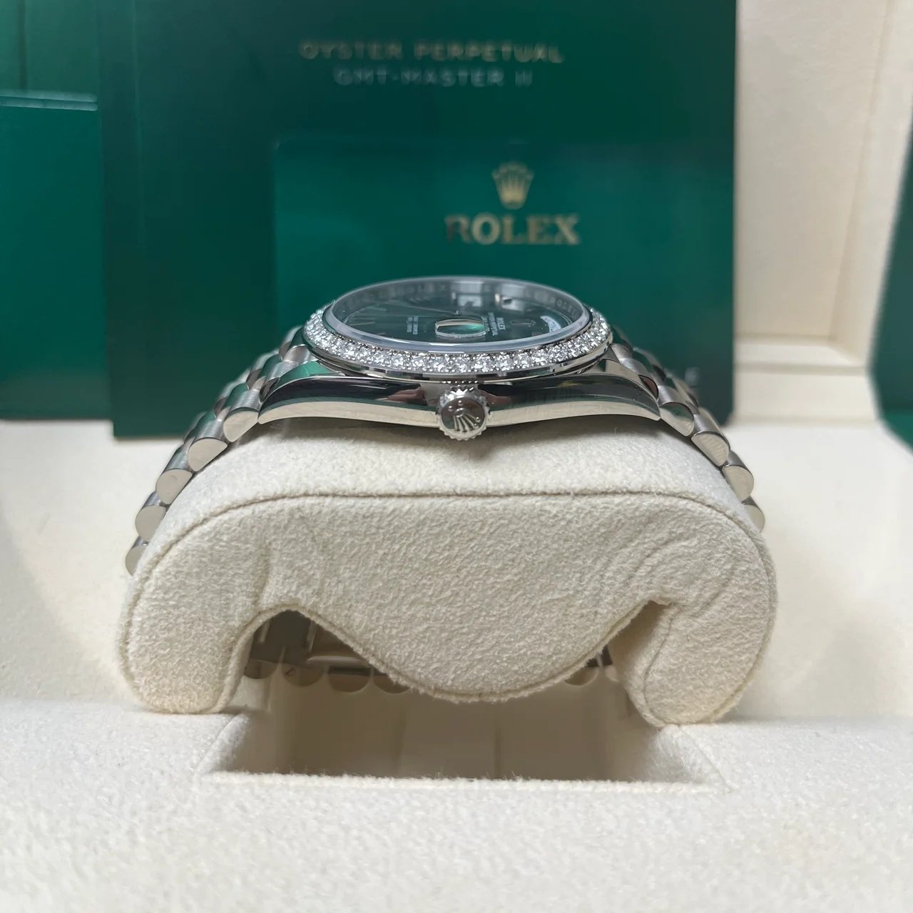 RLX Day-Date 40mm 228349RBR-0030 Olive Green Dial President Bracelet - Image 4