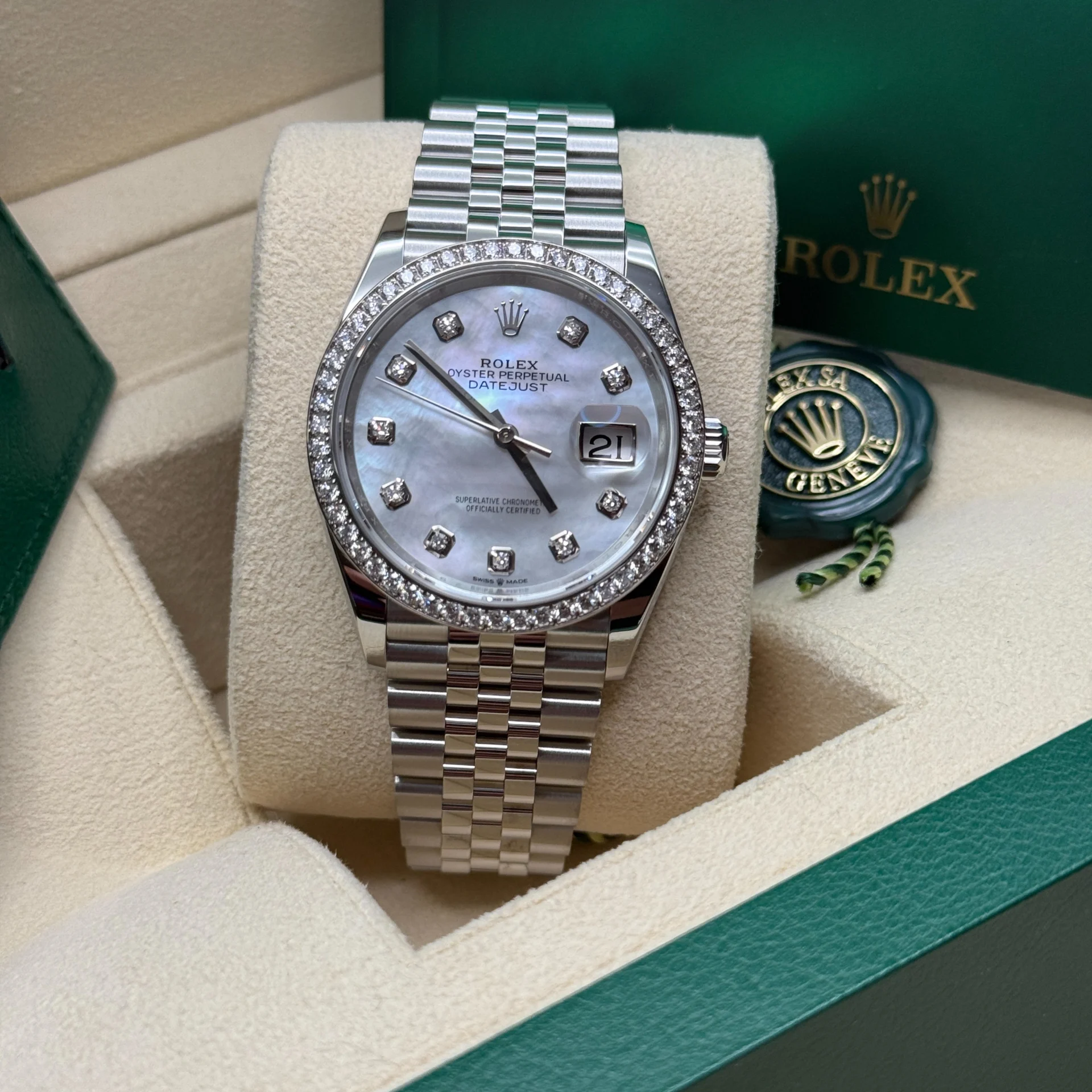 RLX Datejust 36mm 126284 Mother-of-Pearl Dial Oyster Bracelet - Image 12