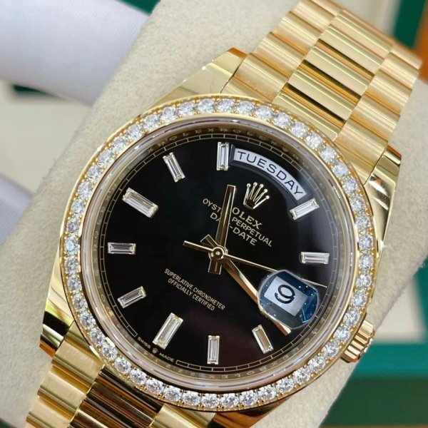 RLX Day-Date 40mm Black Diamond Dial and Diamond Bezel Yellow Gold President Bracelet 228348RBR-0001 - Image 4