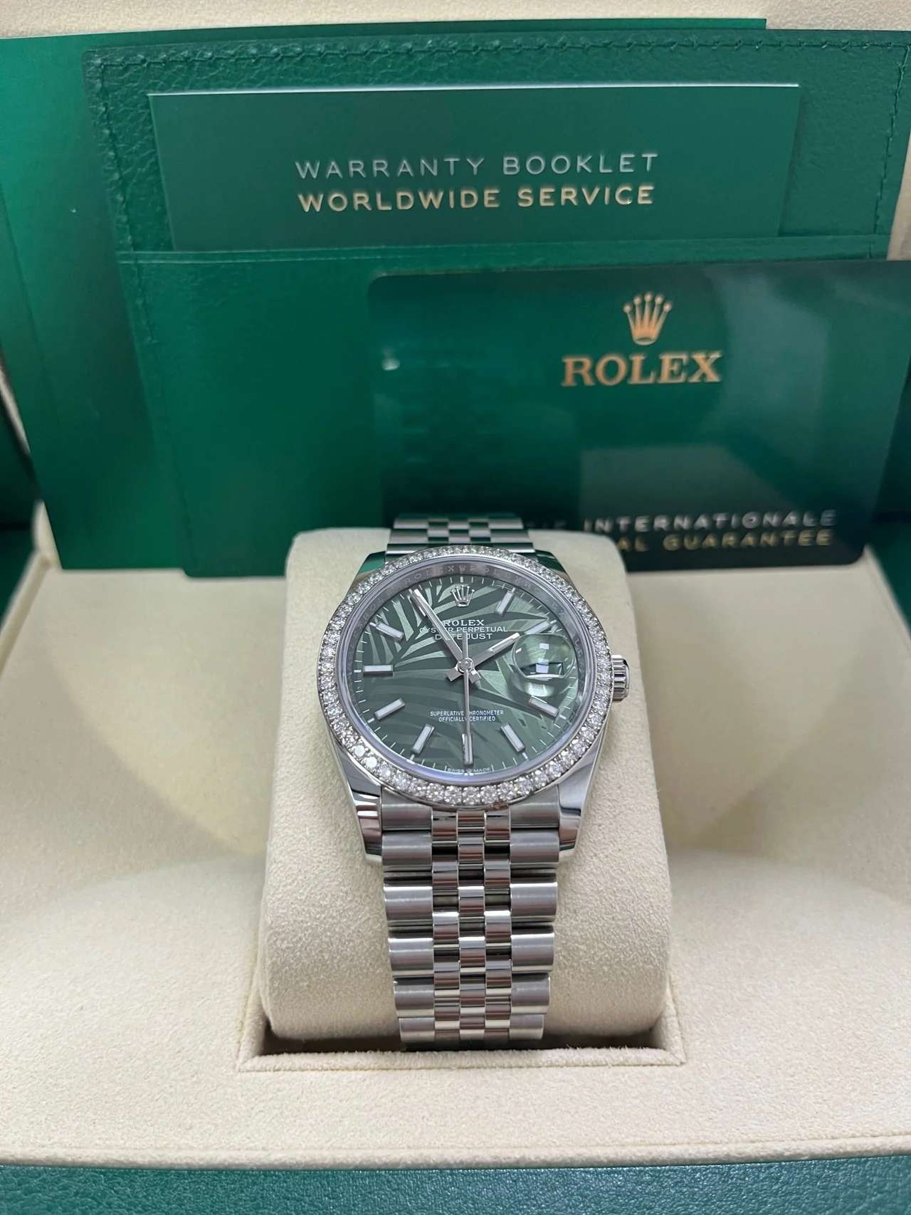 RLX Datejust 36mm 126284 Olive Green Dial Jubilee Bracelet - Image 3