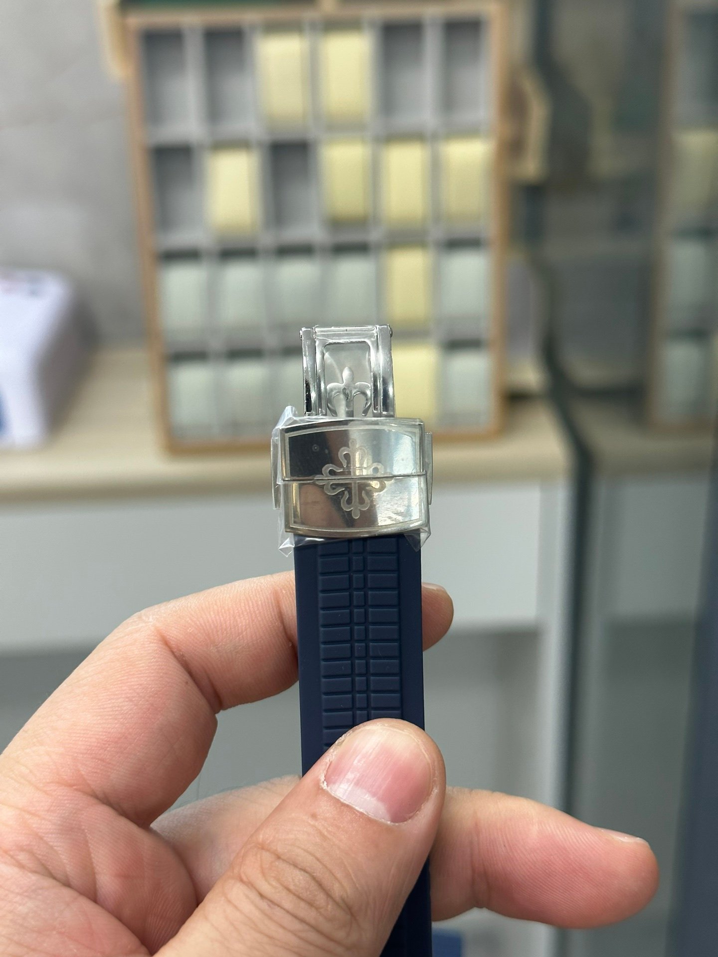 【Super Clone】Replica Patek Philippe Aquanaut 5968G 001 42mm Mens Watch - Image 7