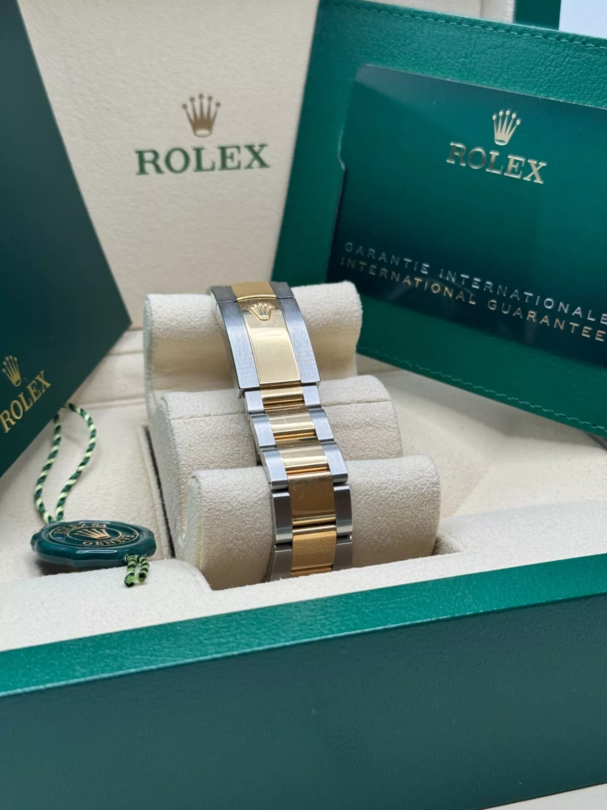 RLX Datejust 41mm Two-Tone Yellow Gold Fluted Bezel Champagne Diamond Dial Oyster - 126333 - Image 6