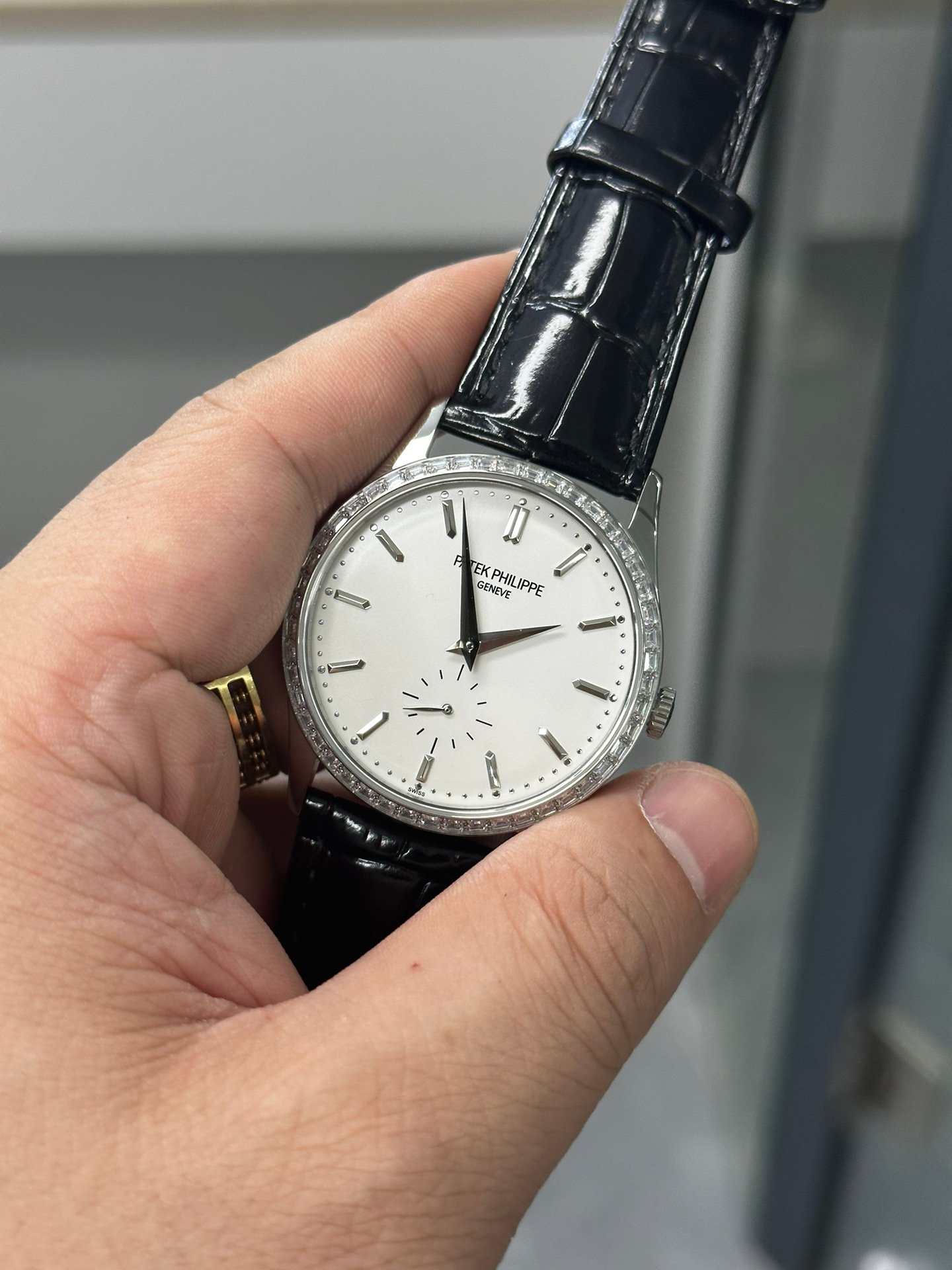 【Super Clone】Patek Philippe Calatrava Silver Dial 18 kt White Gold 5196G 001 - Image 12