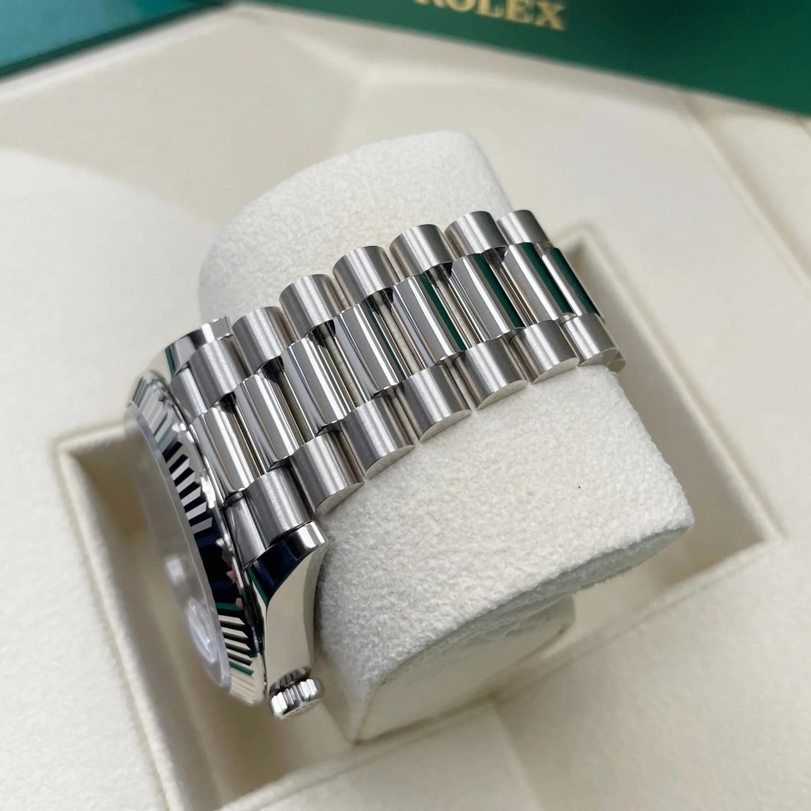 RLX Day-Date "President" 40mm White Gold Blue Roman Ombre Dial - 228239 - Image 7