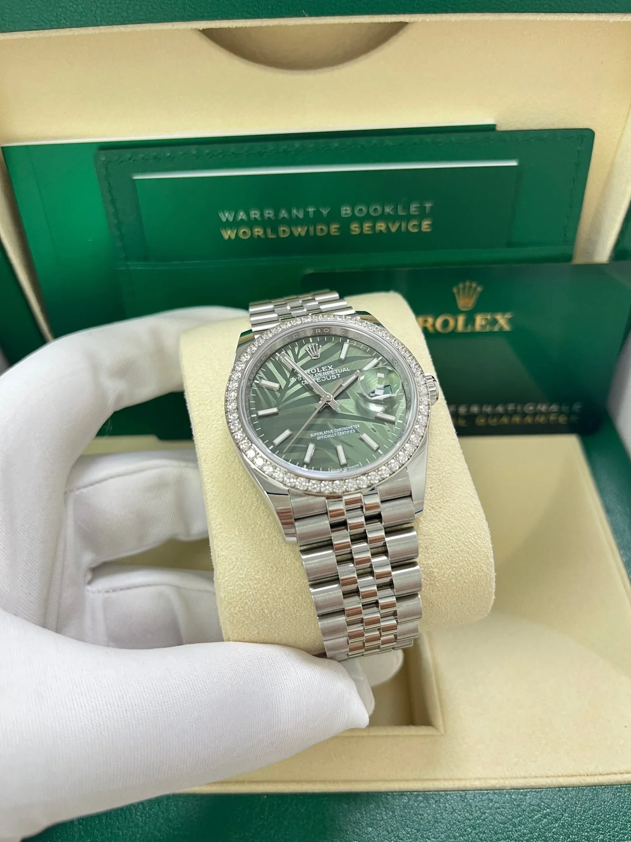 RLX Datejust 36mm 126284 Olive Green Dial Jubilee Bracelet - Image 9