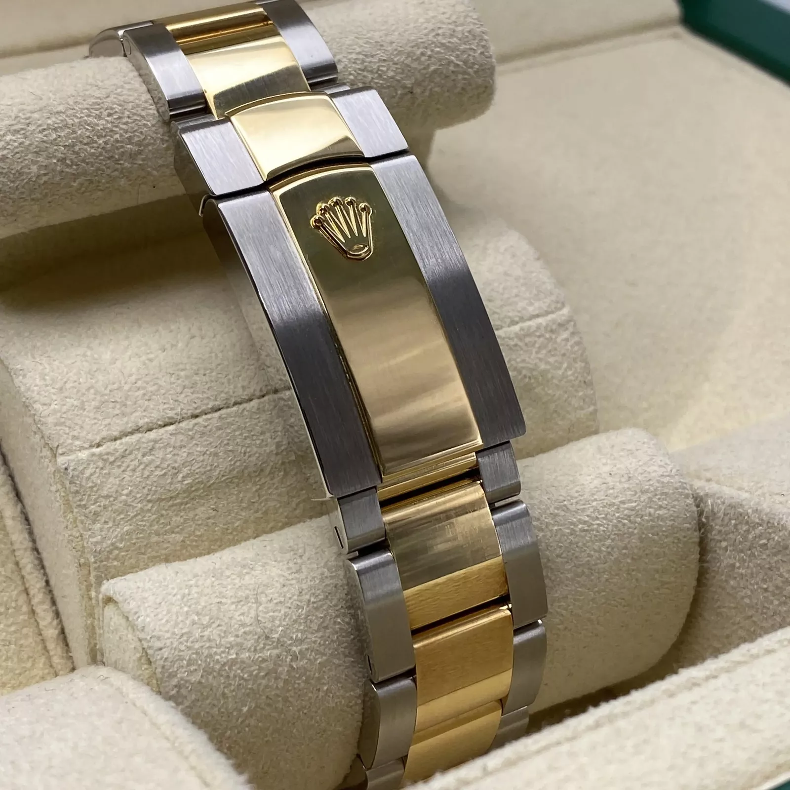 RLX Datejust 36mm 126233 Custom Black Dial Jubilee Bracelet Watch - Image 14