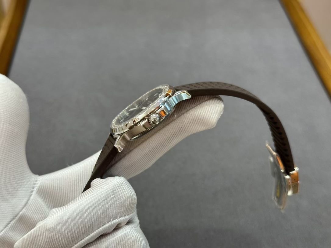 【Super Clone】Replica Patek Philippe Aquanaut 5067A 023 Watch For Sale - Image 6