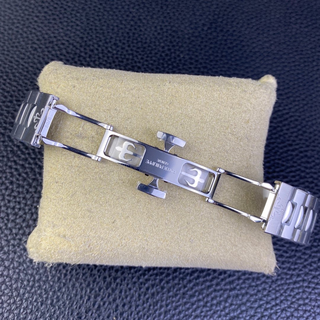 【Super Clone】Patek Philippe Nautilus Self Winding Watch 5811 1G 001 Replica Watch - Image 12