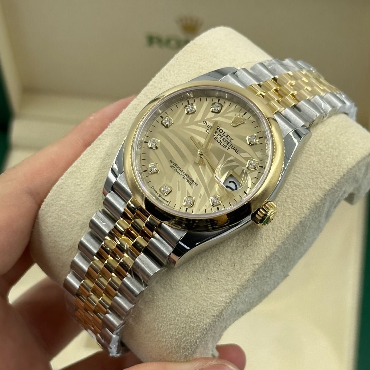 RLX Datejust 36mm 126203 Golden Fluted Dial Domed Bezel Oyster Bracelet - Image 7