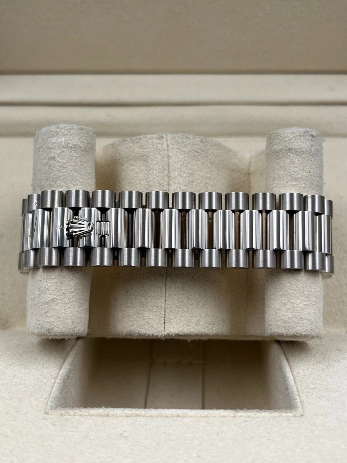 RLX Day-Date 40mm 228349RBR-0039 White Dial President Bracelet - Image 5