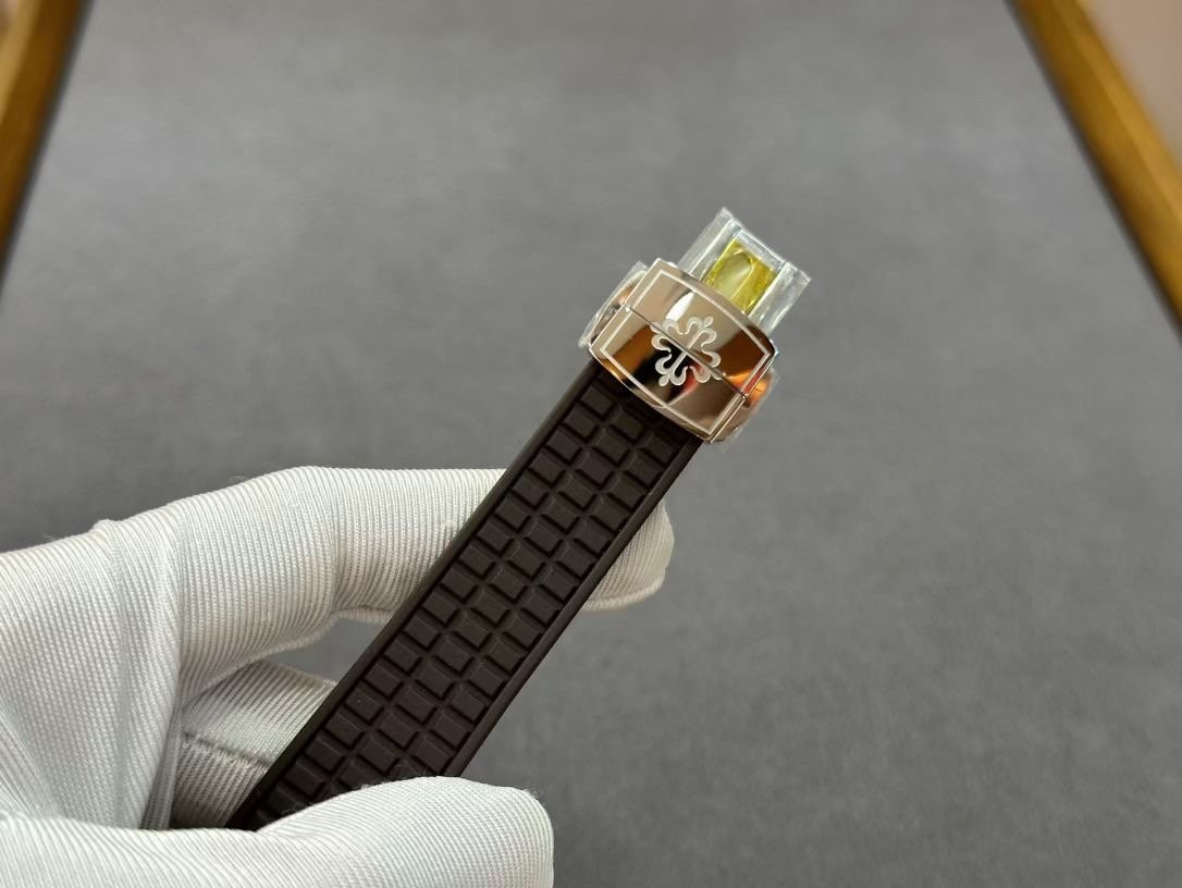 【Super Clone】Replica Patek Philippe Aquanaut 5067A 023 Watch For Sale - Image 8