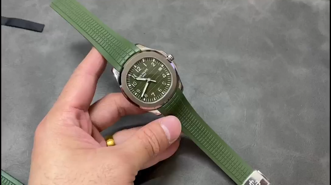 【Super Clone】Replica Patek Philippe Aquanaut 5168G 010 40mm Mens Watch - Image 3