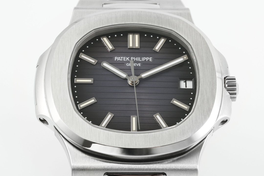 【Super Clone】Replica Patek Philippe Nautilus 5711 1A Black Dial 40mm Mens Watch - Image 13