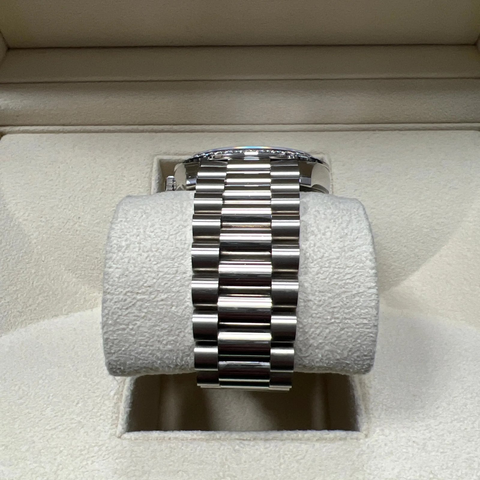 RLX Day-Date 40mm 228349RBR-0003 Bright Black Dial President Bracelet - Image 6