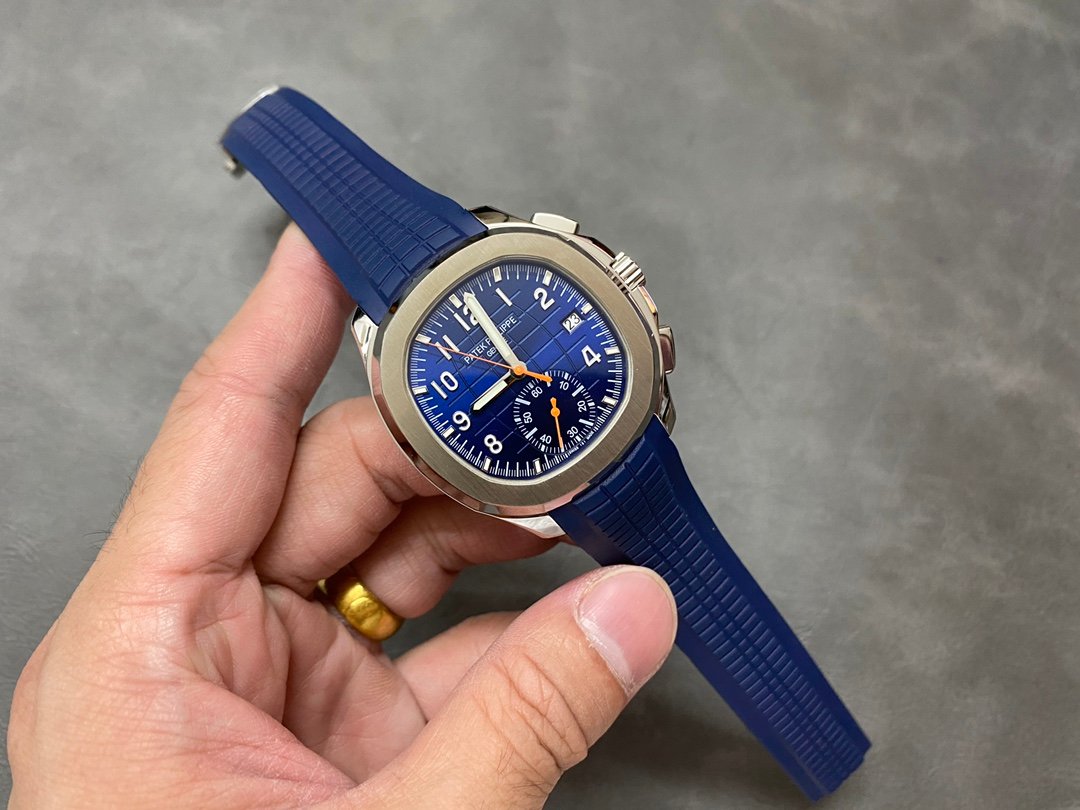 【Super Clone】Replica Patek Philippe Aquanaut Blue 5968A 001 42mm Mens Watch - Image 8