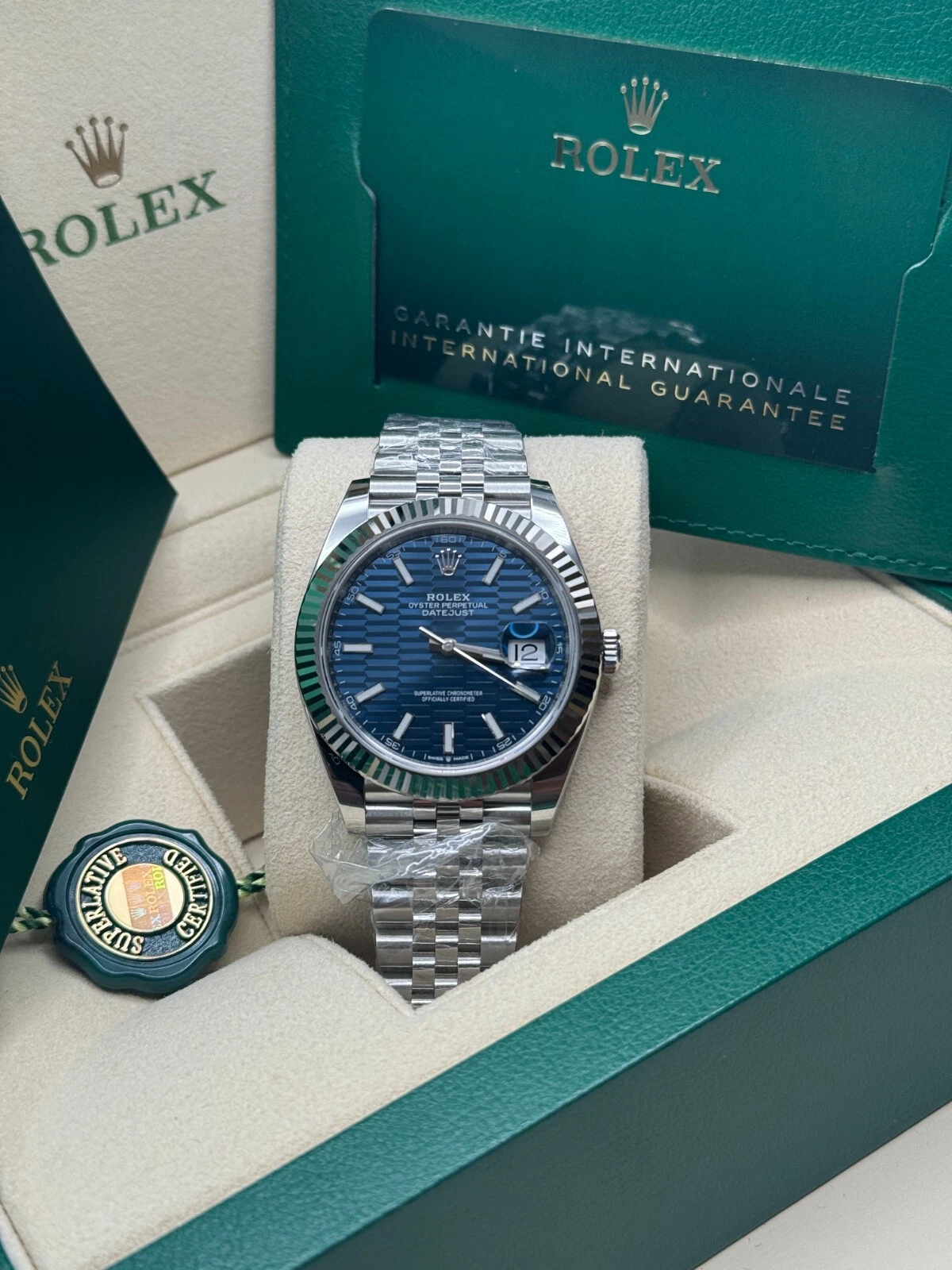 RLX Datejust 41mm Blue Fluted Motif Index Dial Jubilee Bracelet Watch - 126334 - Image 9