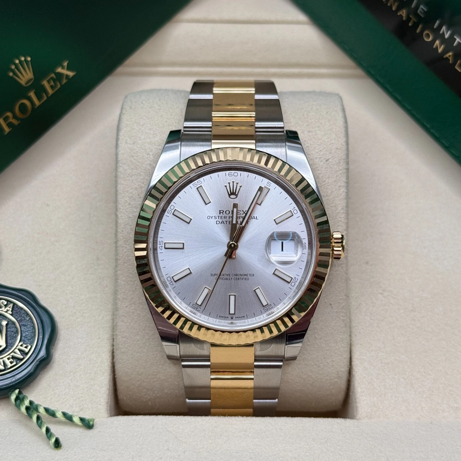 RLX Datejust 41mm 126333 Silver Index Oyster Steel and Yellow Gold Mens Watch - Image 4