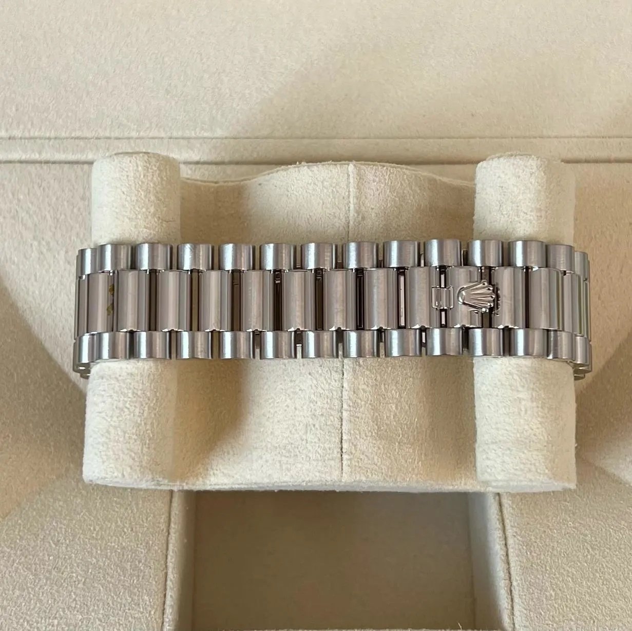 RLX 228349RBR-0036 Day-Date 40mm 18k White Gold Paved With Diamonds Watch - Image 7