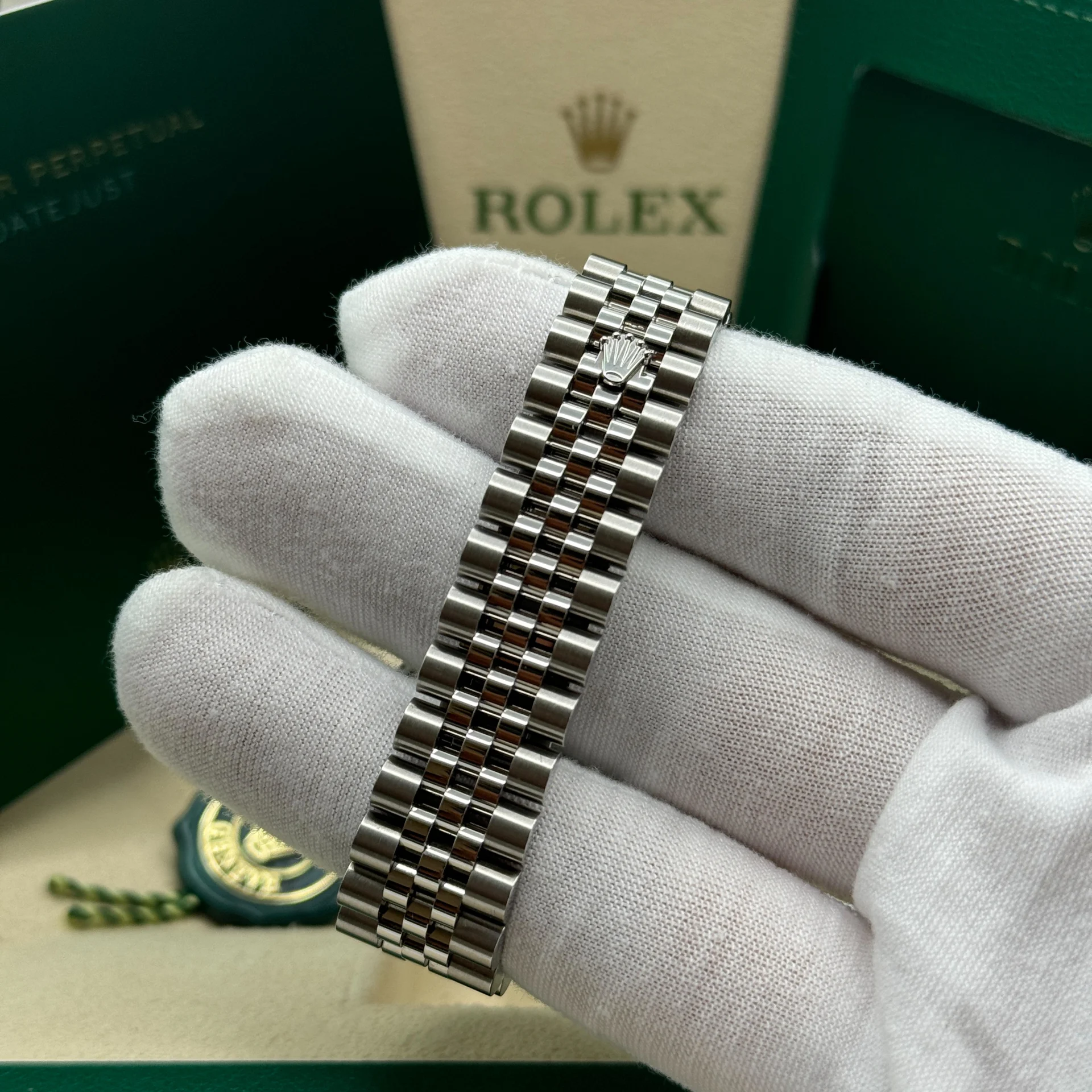 RLX Datejust m278274-0035/0036 Azzurro Blue Dial Oyster Watch - Image 11