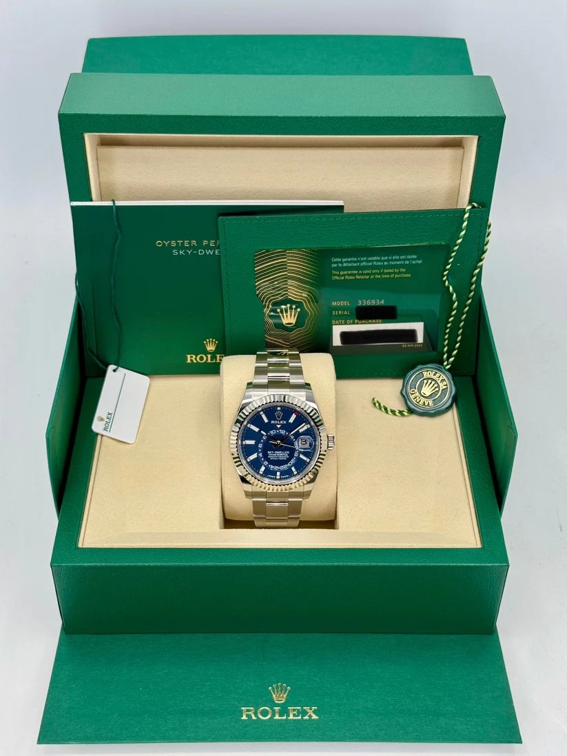 RLX Sky-Dweller 42mm 336934-0005/0006 Stainless Steel Blue Dial Jubilee - Image 8