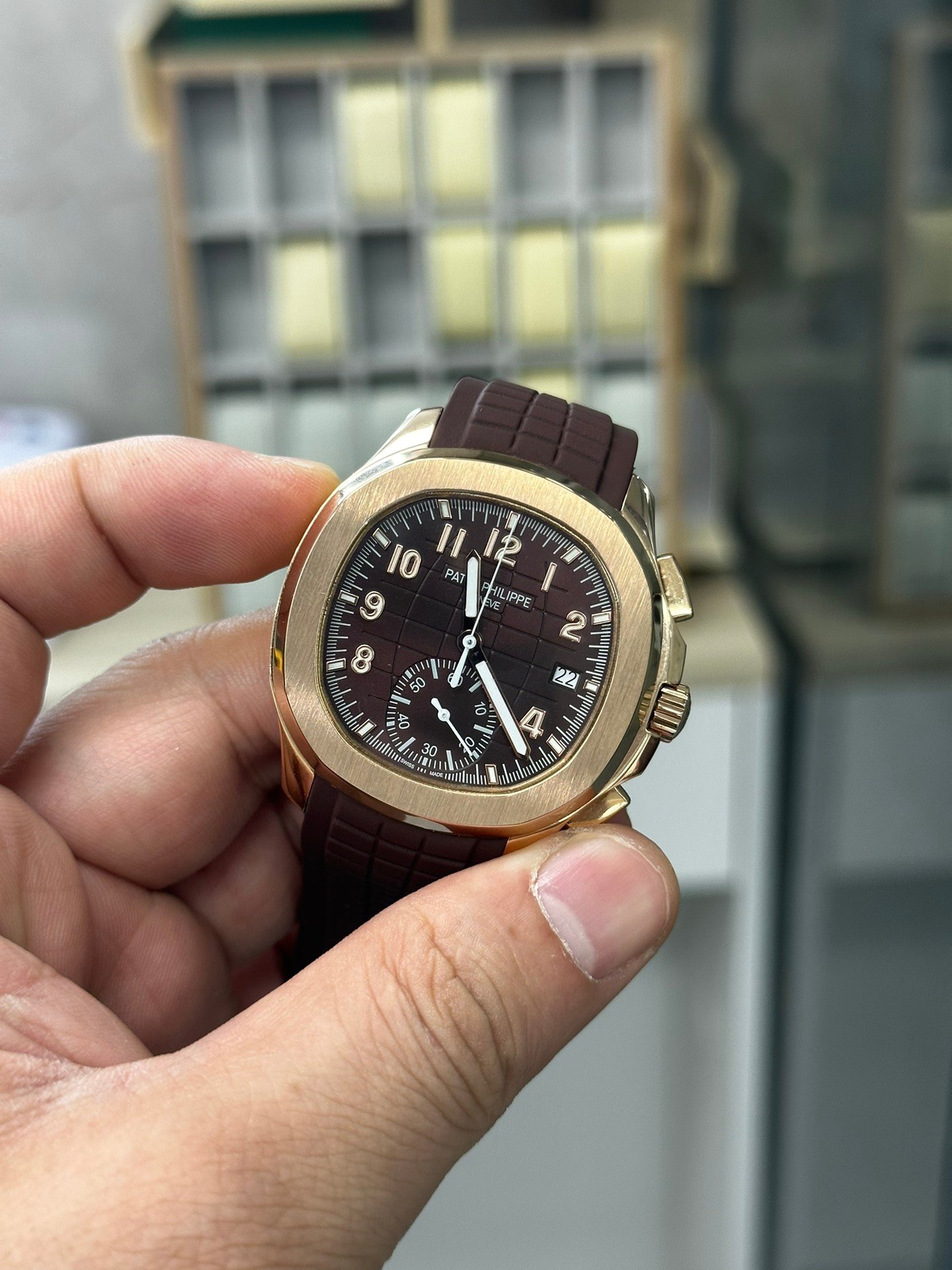 【Super Clone】Replica Patek Philippe Aquanaut 5968R 001 42mm Mens Watch - Image 5