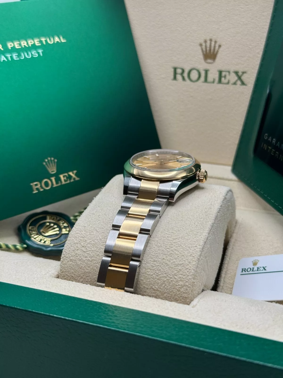 RLX Datejust m278243-0013/0014 31mm Champagne Dial Yellow Rolesor Oyster Watch - Image 6