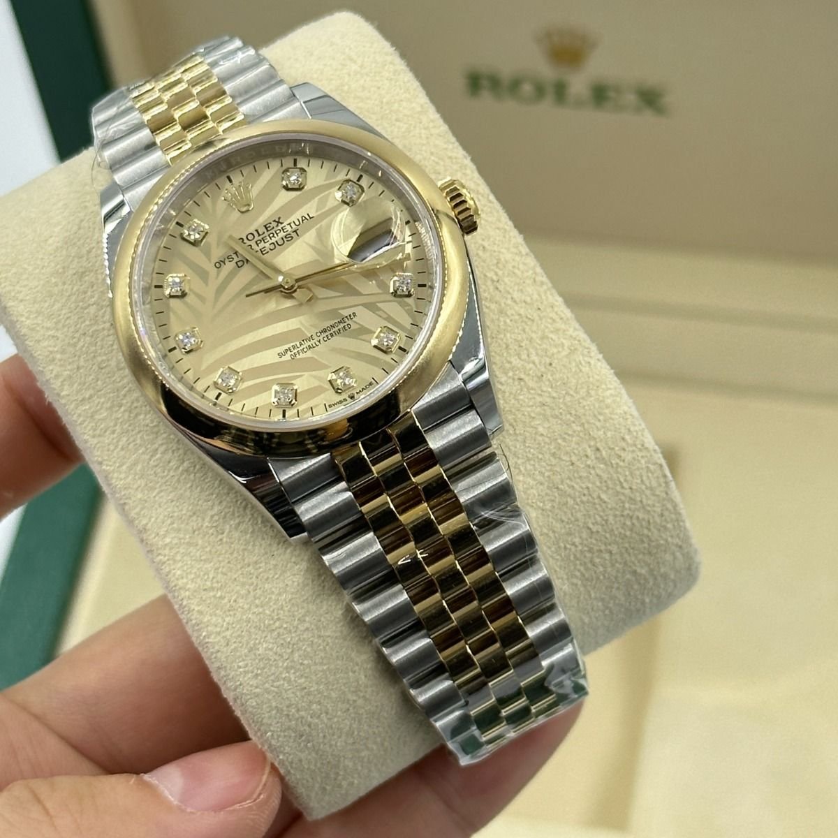 RLX Datejust 36mm 126203 Golden Fluted Dial Domed Bezel Oyster Bracelet - Image 6