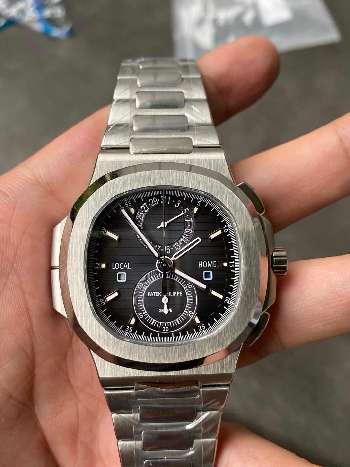 【Super Clone】Patek Philippe Nautilus Stainless Steel Black Dial 5990 1A 011 - Image 3