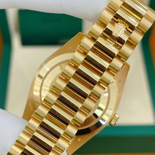 RLX Day-Date 40mm Black Diamond Dial and Diamond Bezel Yellow Gold President Bracelet 228348RBR-0001 - Image 6