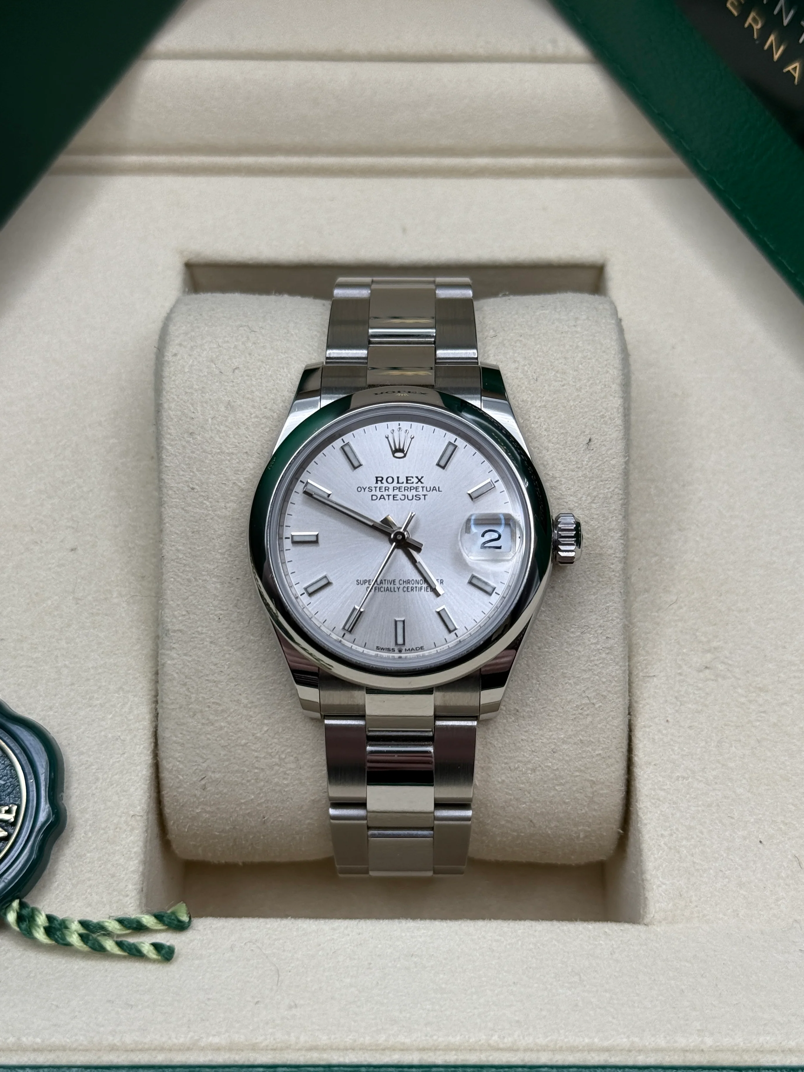 RLX Datejust m278240-0005/0006 31mm Silver Index Domed Bezel Oyster Oystersteel - Image 3