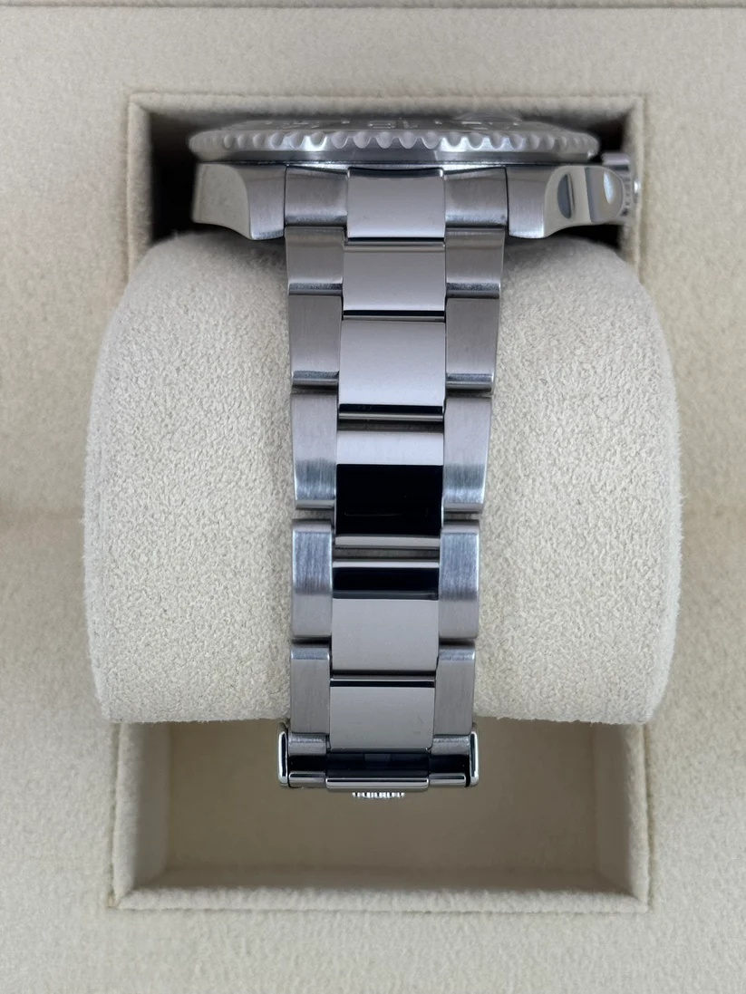 Rolex GMT-Master II 116710LN 40mm - Image 5