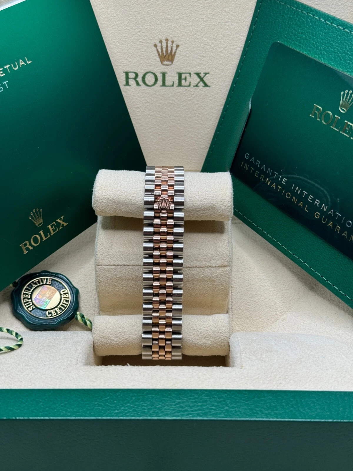 RLX Datejust m278341-0023/0024 Rosé Dial 31mm Oyster Bracelet - Image 6