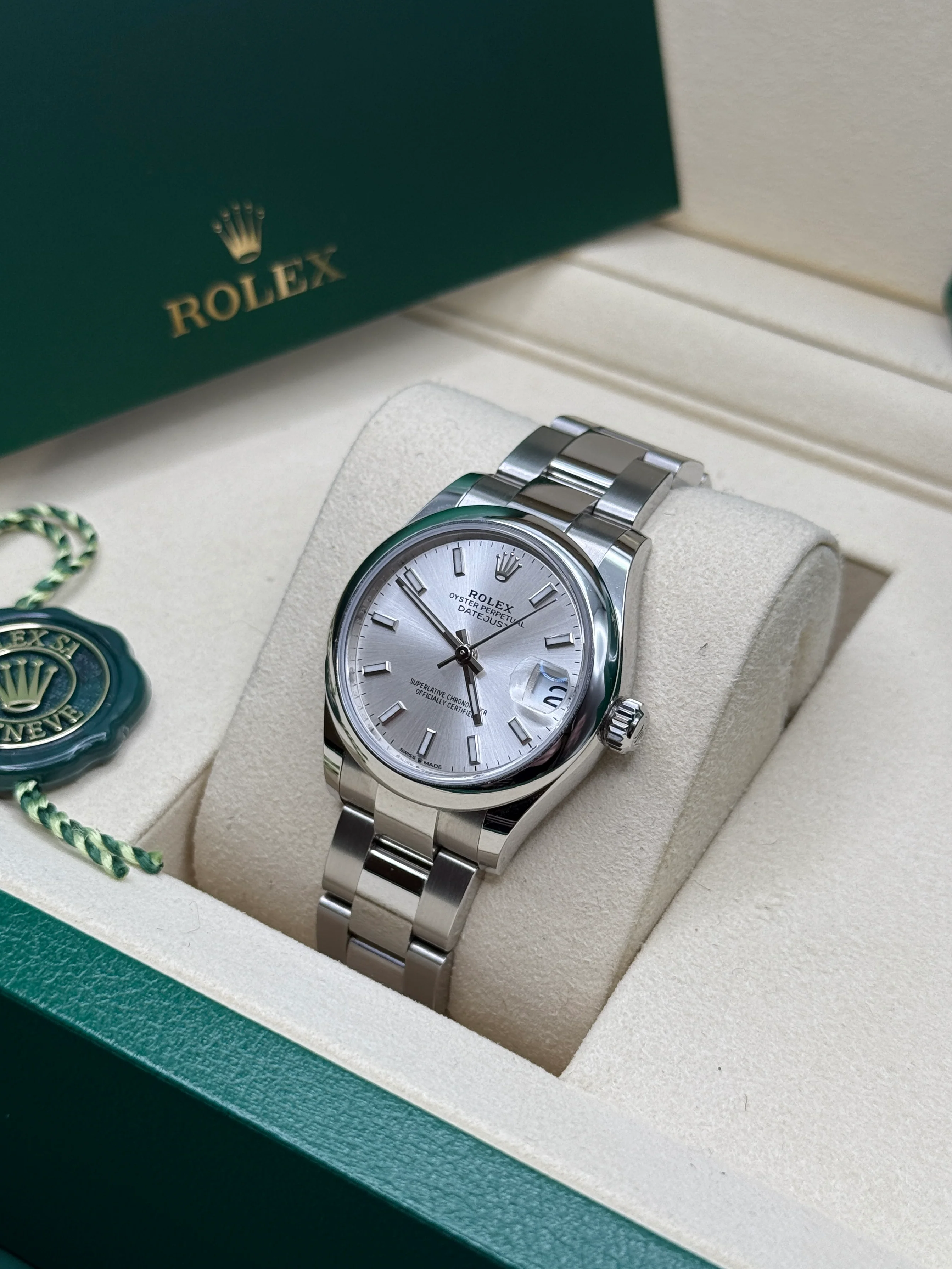 RLX Datejust m278240-0005/0006 31mm Silver Index Domed Bezel Oyster Oystersteel - Image 5