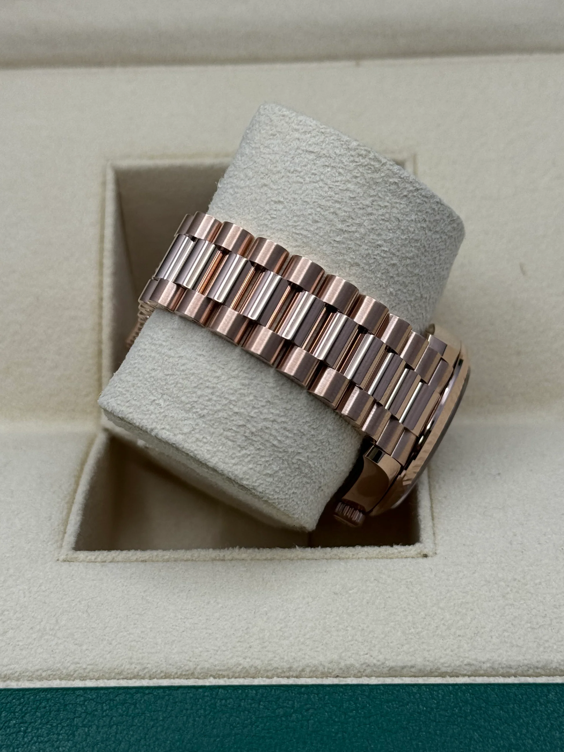 RLX Datejust m278275-0009 Mother-of-Pearl 31mm Dial - Image 6