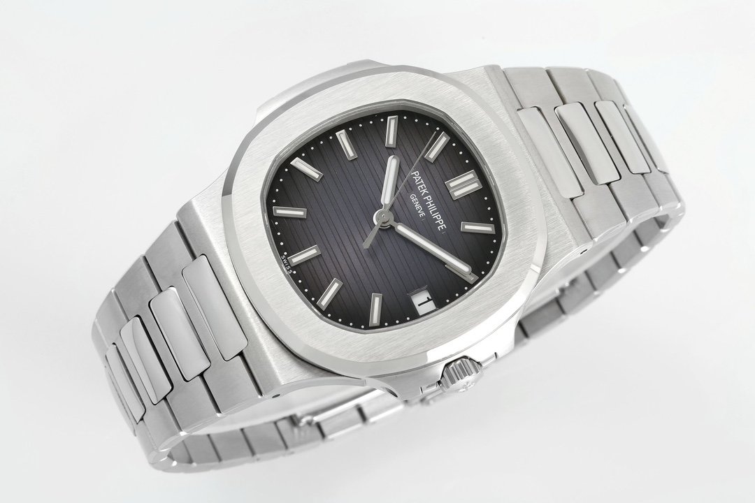【Super Clone】Replica Patek Philippe Nautilus 5711 1A Black Dial 40mm Mens Watch - Image 16