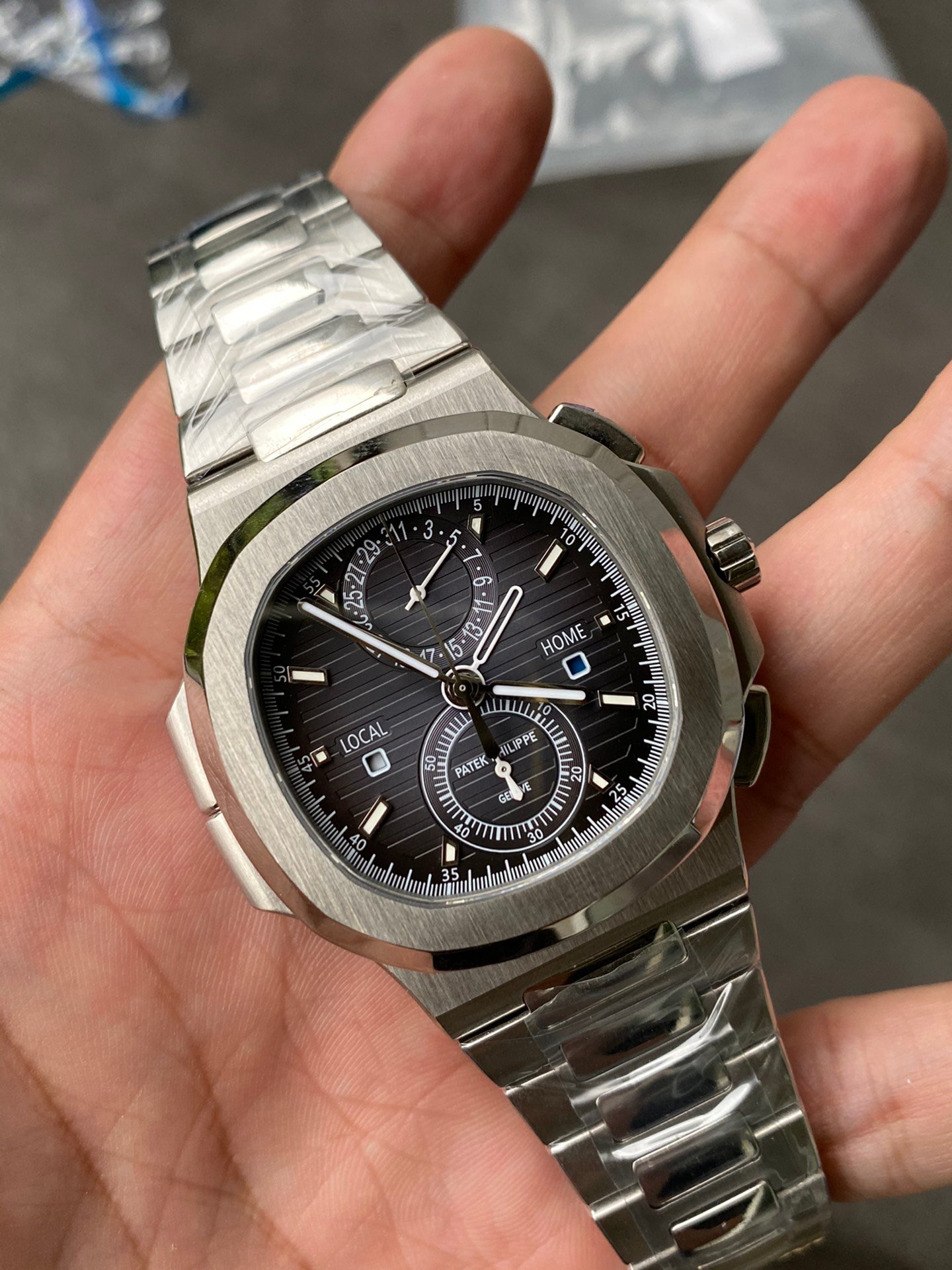 【Super Clone】Patek Philippe Nautilus Stainless Steel Black Dial 5990 1A 011 - Image 6