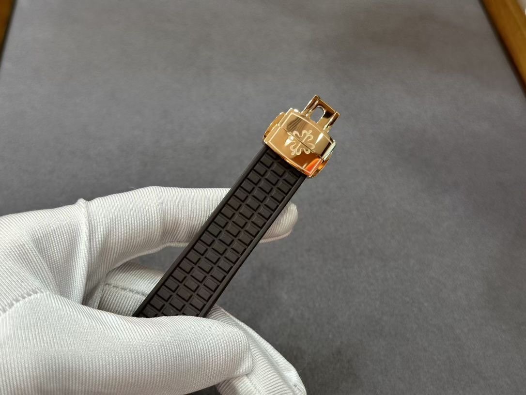 【Super Clone】Replica Patek Philippe Aquanaut 5068R 001 Watch For Sale - Image 10