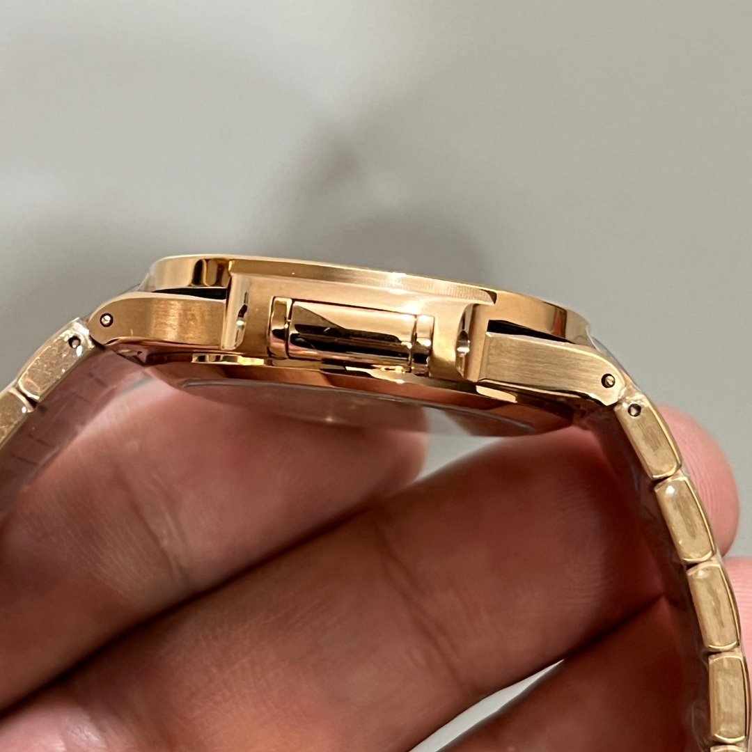 【Super Clone】Patek Philippe Nautilus Ladies Rose Gold Gemset Bezel 7118 1300R 001 - Image 8
