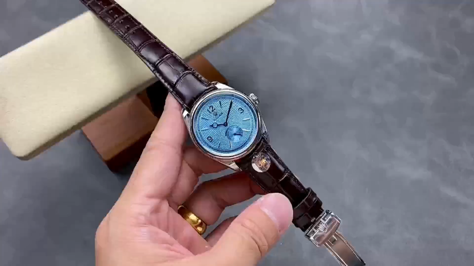 ArtsLuxury | Luxury Boutique