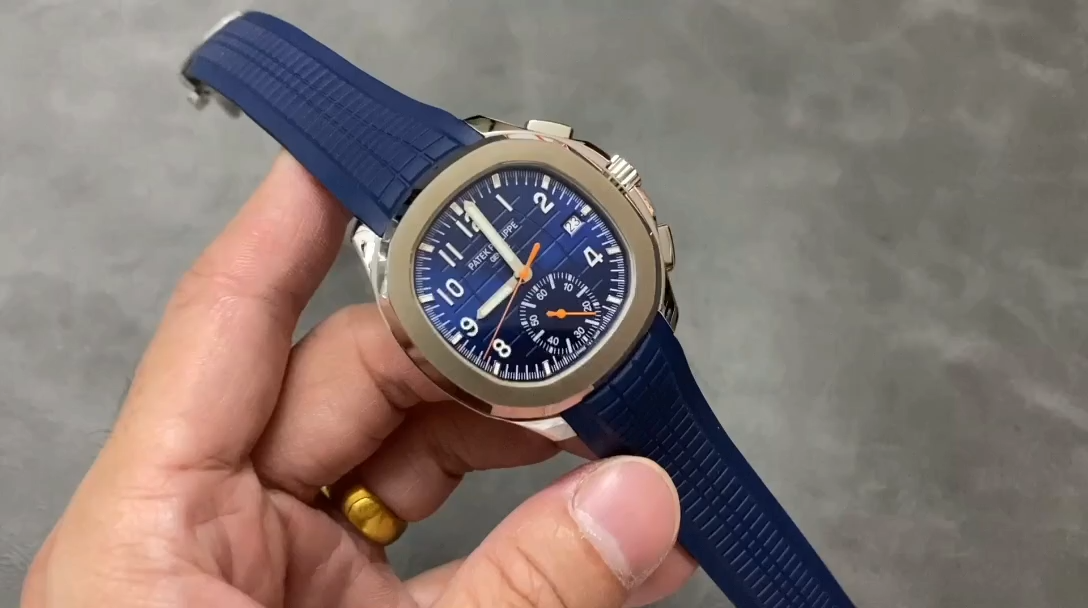 【Super Clone】Replica Patek Philippe Aquanaut Blue 5968A 001 42mm Mens Watch - Image 2