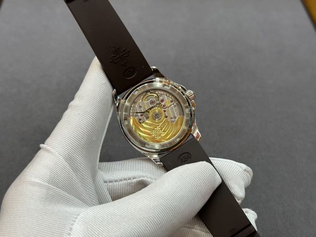 【Super Clone】Replica Patek Philippe Aquanaut 5067A 023 Watch For Sale - Image 9