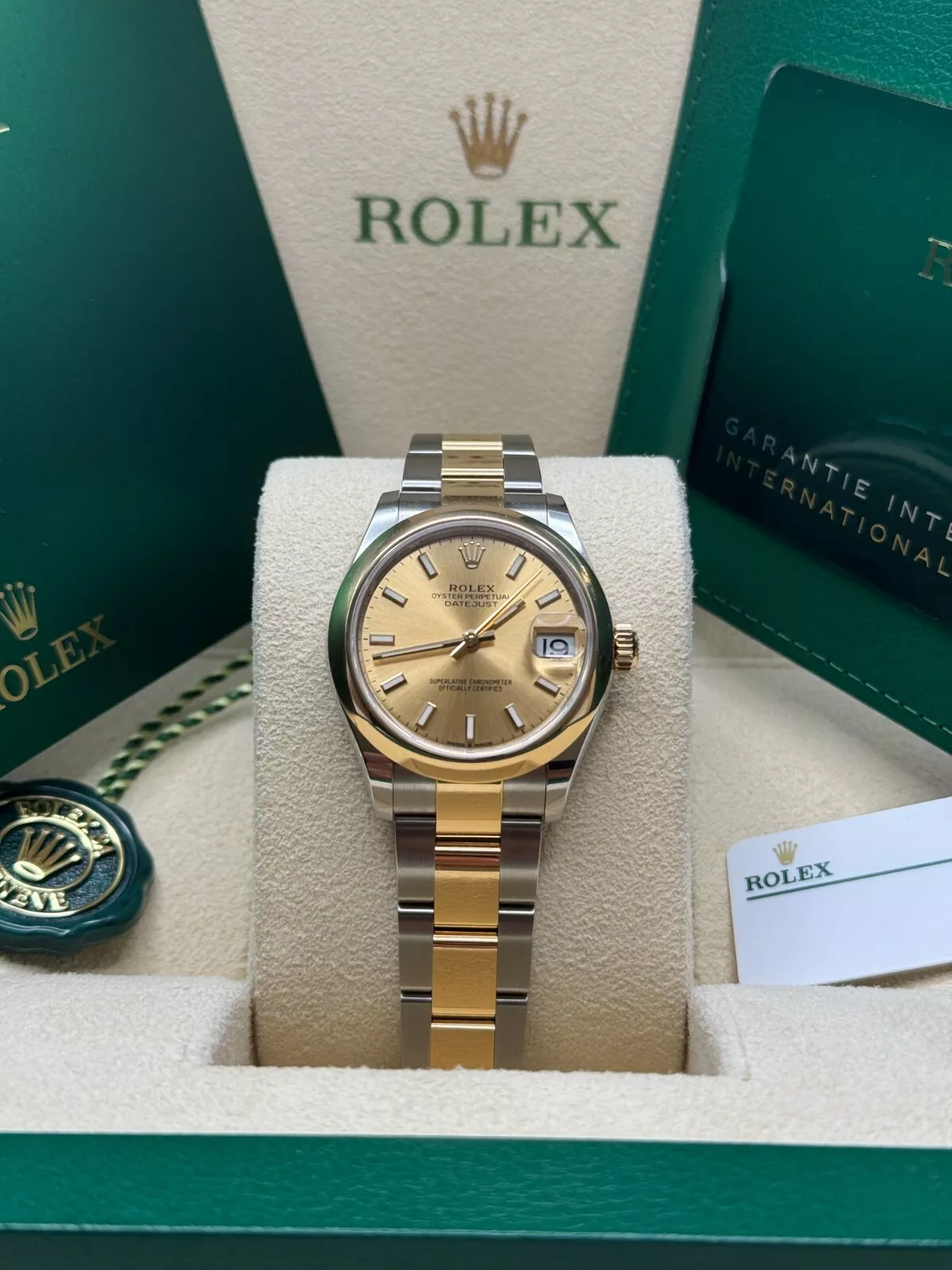 RLX Datejust m278243-0013/0014 31mm Champagne Dial Yellow Rolesor Oyster Watch - Image 3