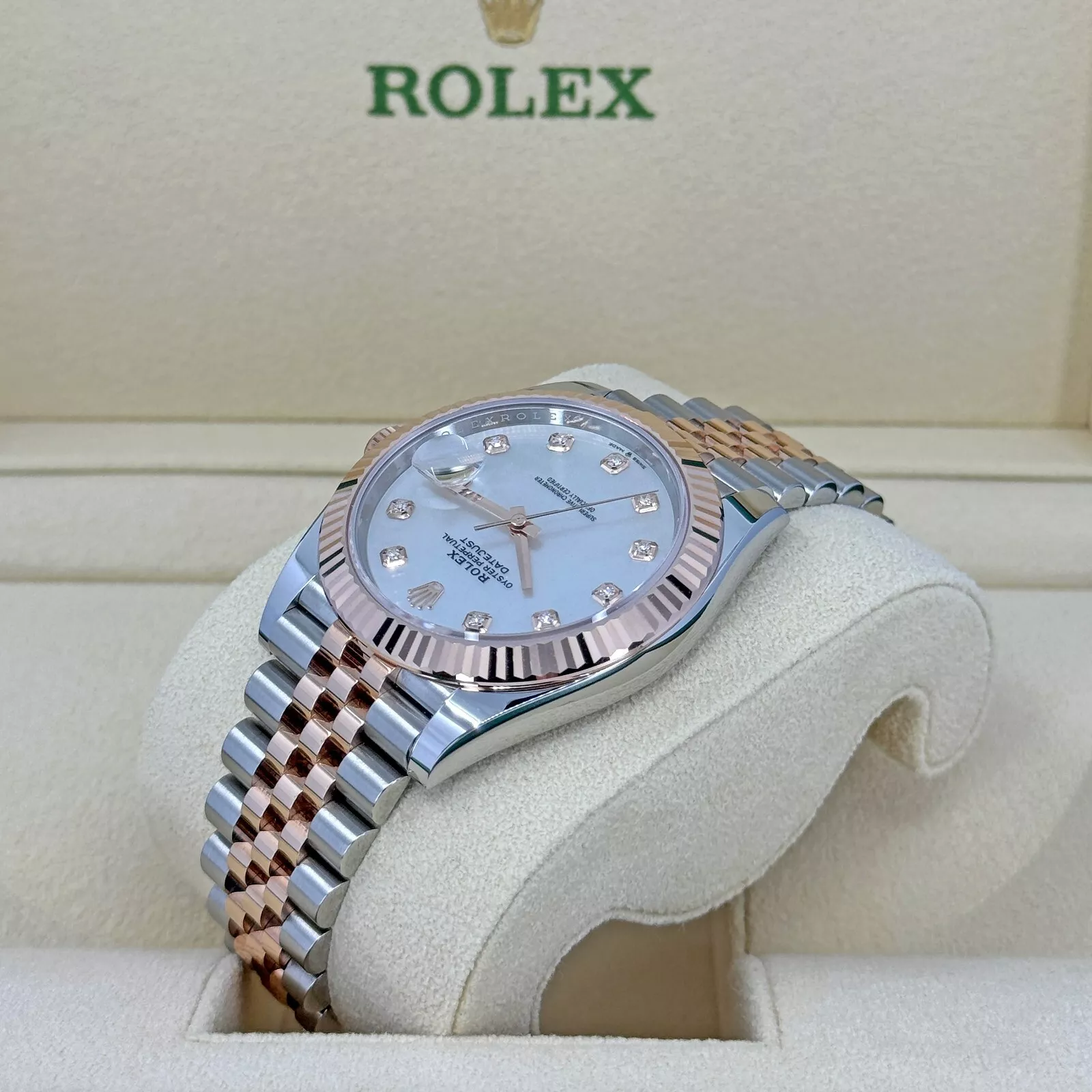 RLX Datejust 41mm 126331 MOP Diamond Jubilee Steel and Rose Gold Watch - Image 4