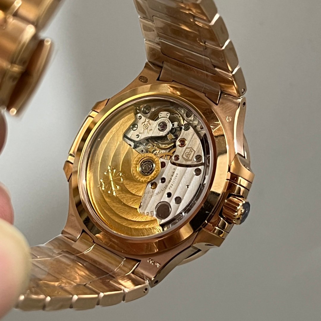 【Super Clone】Patek Philippe Nautilus Ladies Rose Gold Gemset Bezel 7118 1300R 001 - Image 9