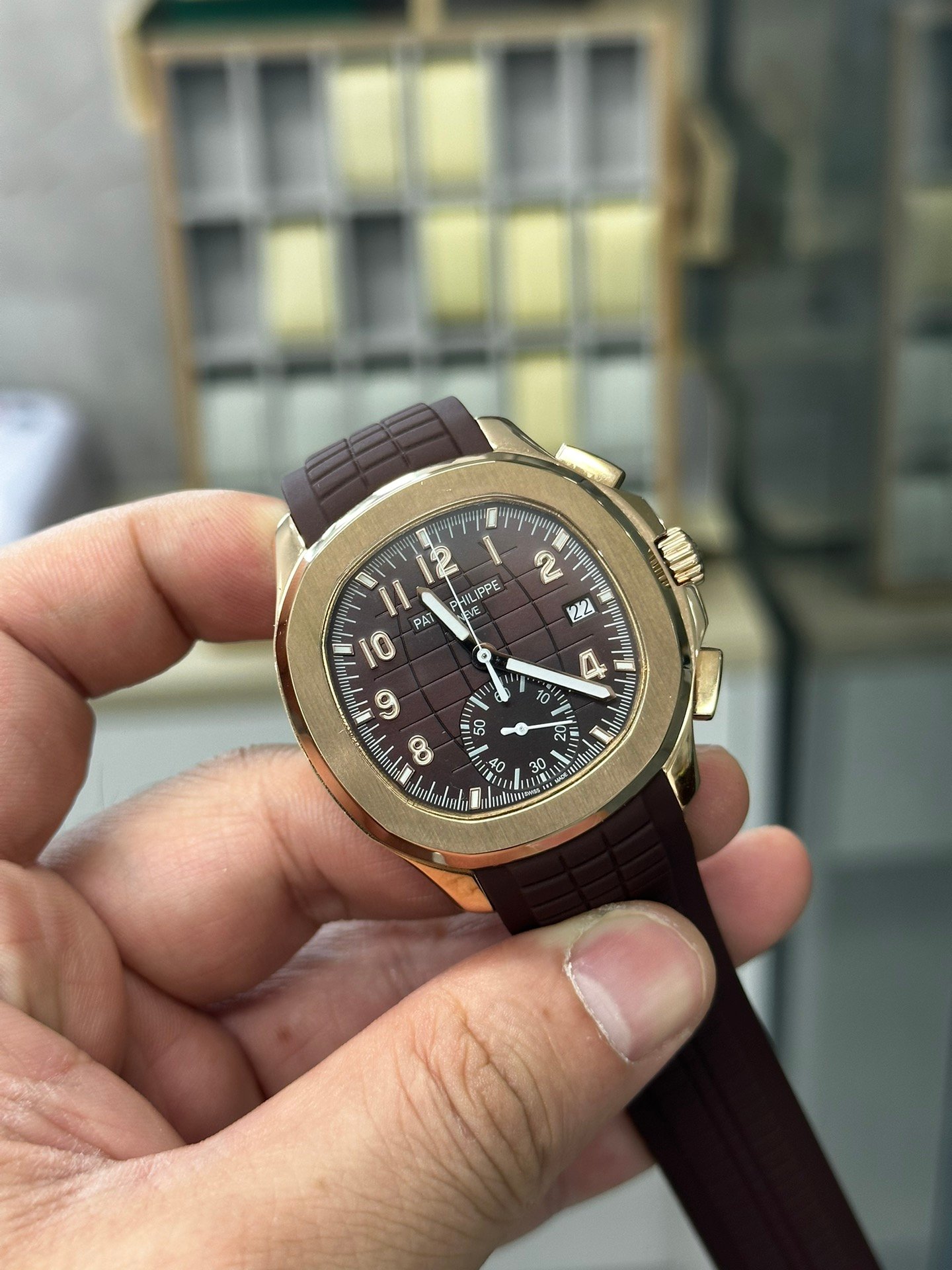 【Super Clone】Replica Patek Philippe Aquanaut 5968R 001 42mm Mens Watch - Image 4