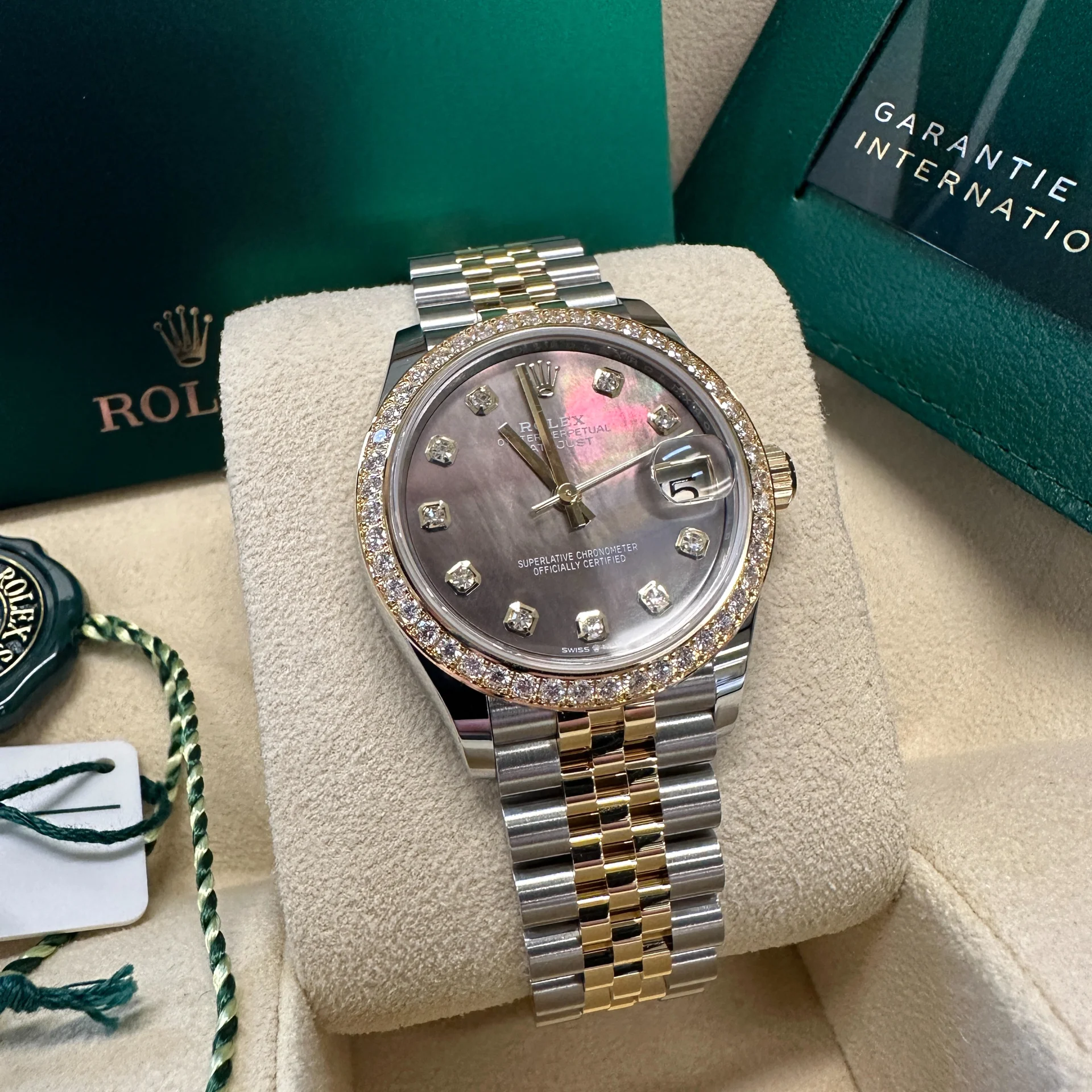 RLX Datejust m278383-0023/0024 31mm Mother of Pearl Dial Oyster Bracelet - Image 4