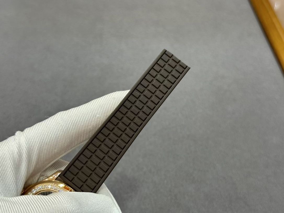 【Super Clone】Replica Patek Philippe Aquanaut 5068R 001 Watch For Sale - Image 11