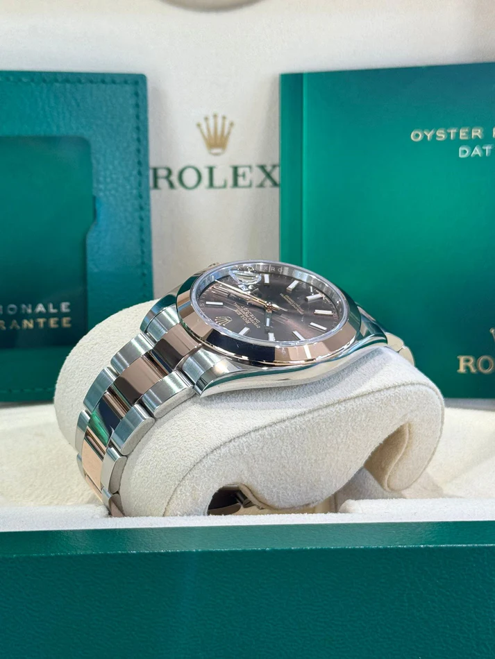 RLX Datejust 41mm 126301 Chocolate Index Oyster Steel and Everose Gold Watch - Image 9